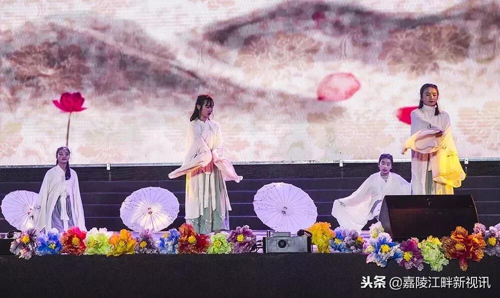 四川南充白塔中学校园文化艺术节,南充白塔中学校园文化节