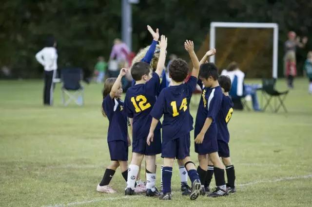 缺乏体育锻炼对学习的坏处,缺乏运动对运动系统有什么影响