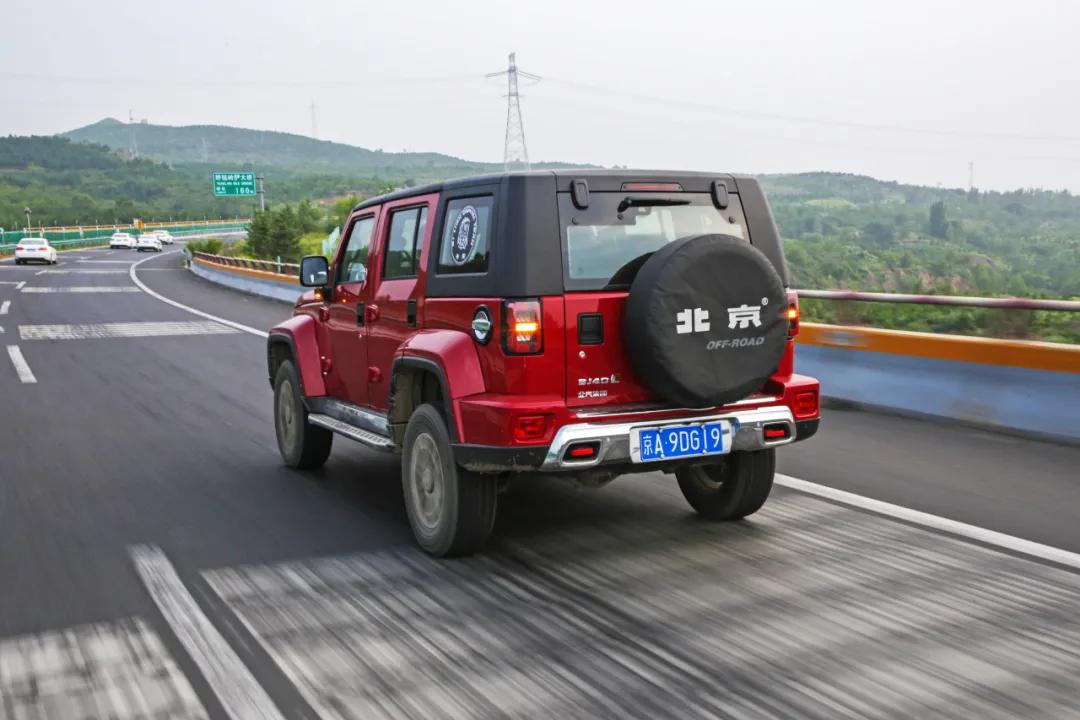 北京bj40汽车2.0t,北京bj402.0t8at试驾视频