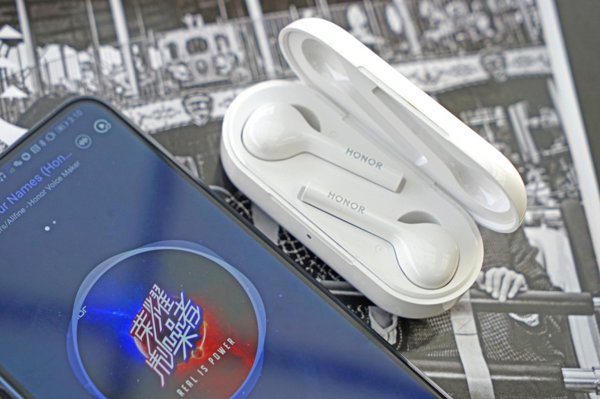 光荣耳机flypods青春版实用测评,光荣蓝牙耳机flypods青春版怎么样