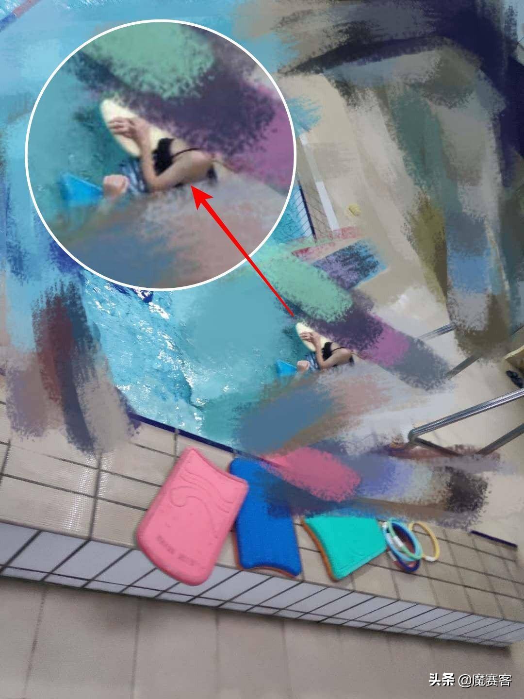 初学潜水有潜水圈,初学潜水浮起来了游不走