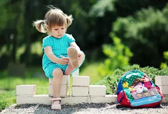 心理学如何界定小孩子的心理阴影,心理学家黑色代表孩子性格