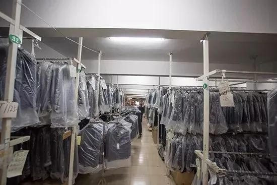 做服装有库存不是很正常的事情吗,服装行业压库存