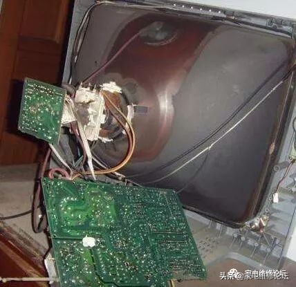 顾客因小失大，修台21寸组装CRT交了1250+