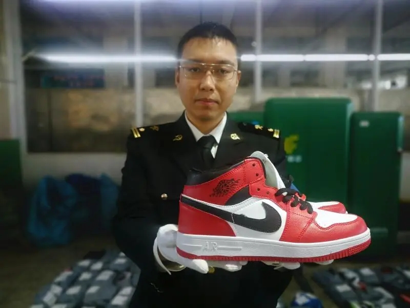 涓浗娴峰叧鐭ヨ瘑浜ф潈淇濇姢鍗佷匠妗堜緥,鐭ヨ瘑浜ф潈淇濇姢绯荤粺娴峰叧