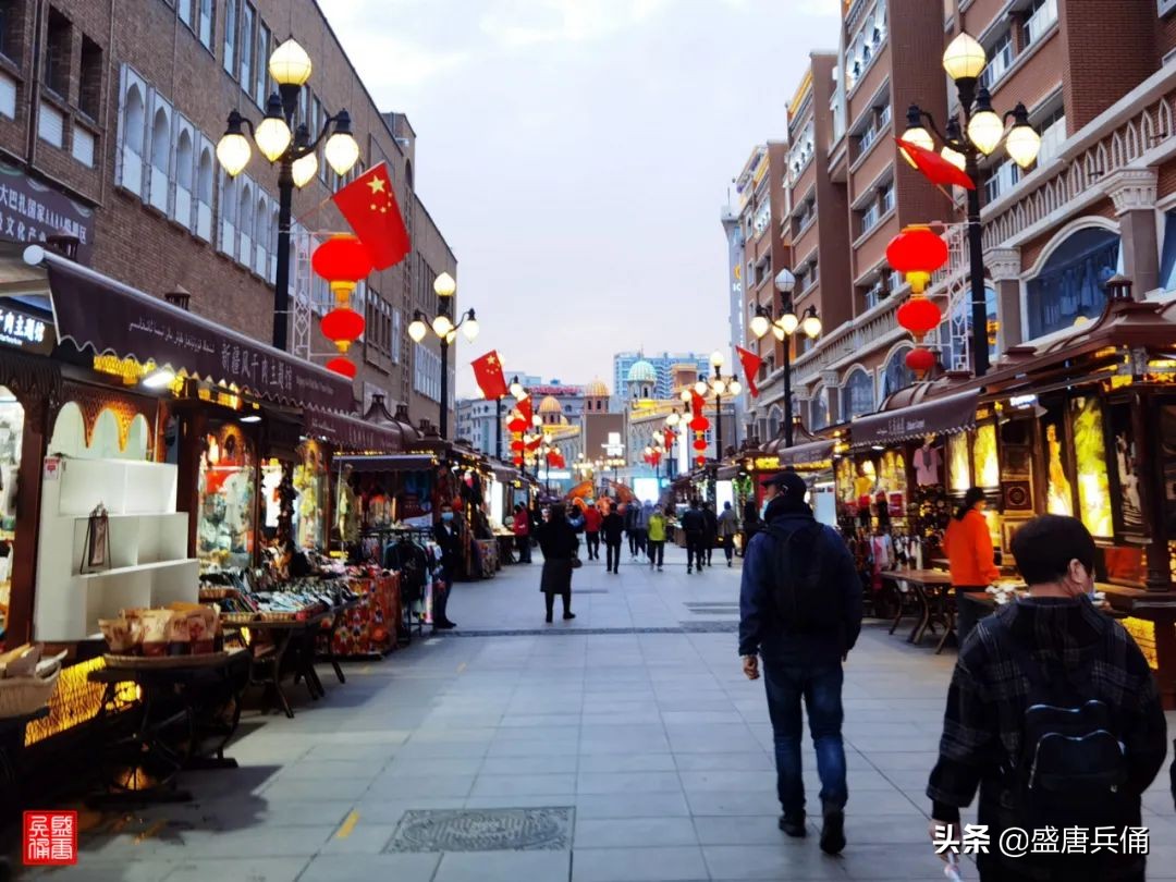 乌鲁木齐二道桥大巴扎民族风情,乌市二道桥国际大巴扎开街仪式