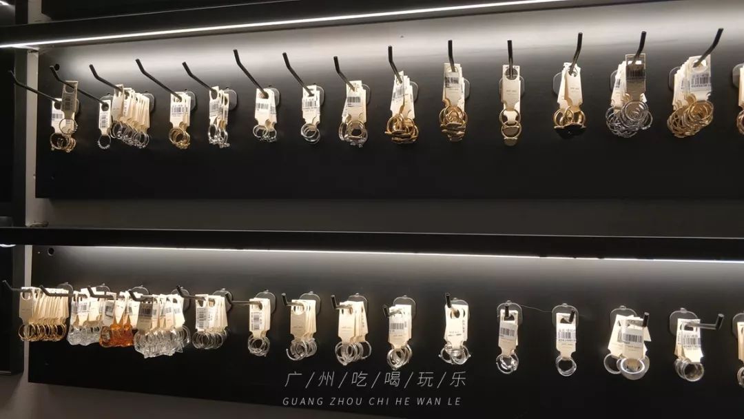 韩国东大门服装在哪里买,韩国东大门服装批发市场地铁