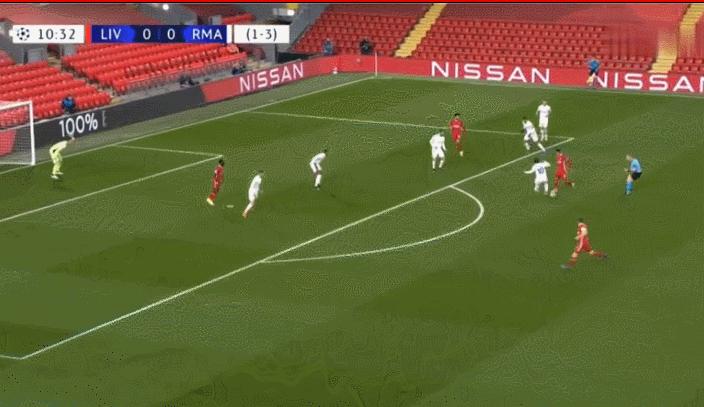 右后卫巴尔韦德不辱使命，多面手特质让“小鸟”价值更上一层