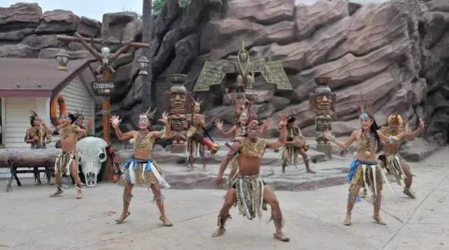 常州恐龙园恐龙穿越侏罗纪,常州恐龙园恐龙游街