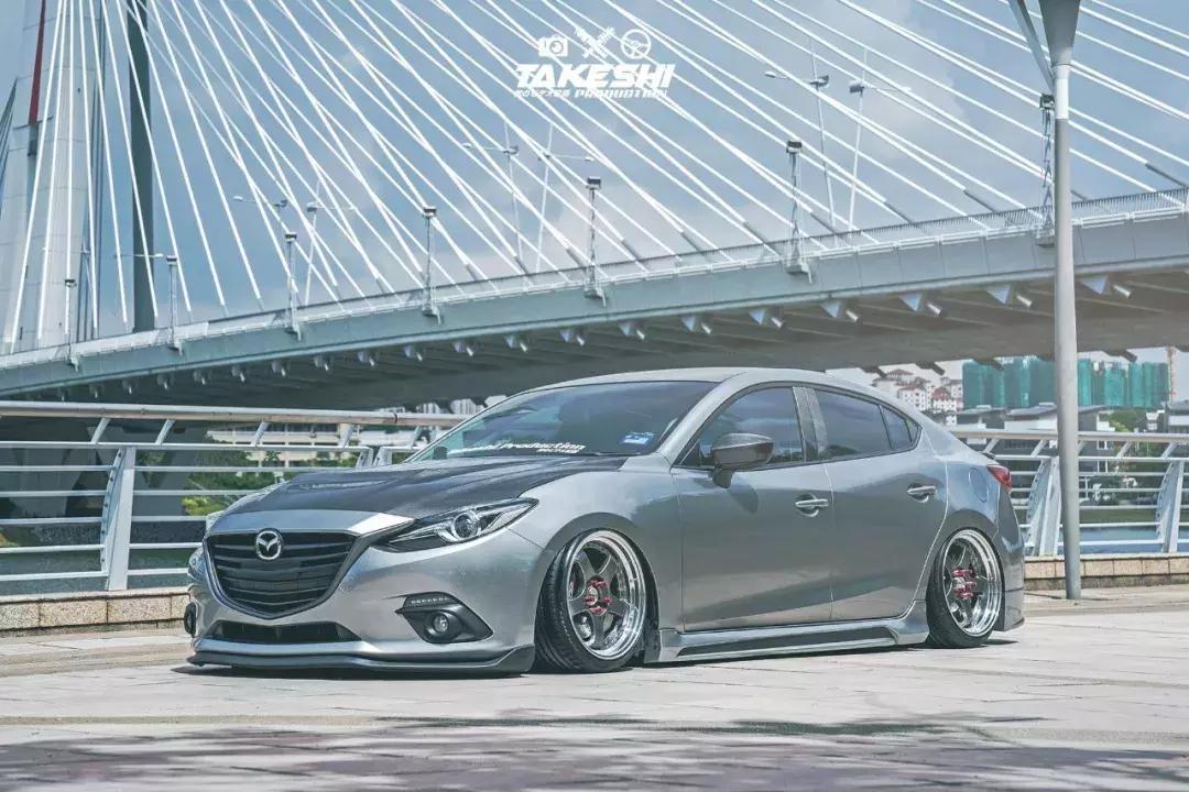 马自达3axela昂克赛拉摩登上市,马自达3axela昂克赛拉参数