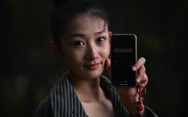 尼康z9旗舰相机详细评测,尼康z9机身的无损变焦功能