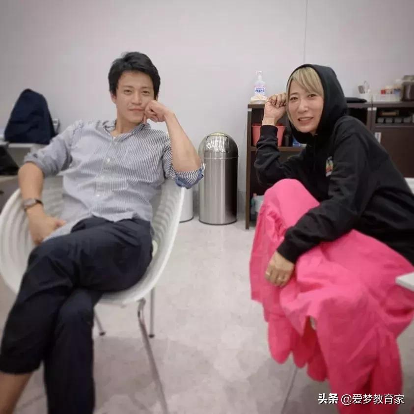 亚洲最狂野女导演，一年出3部新片，半个演艺圈为她站台