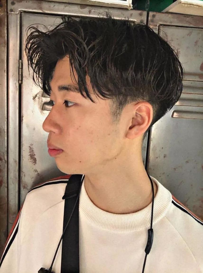 轻熟风小狼狗发型,小狼狗发型短发方脸