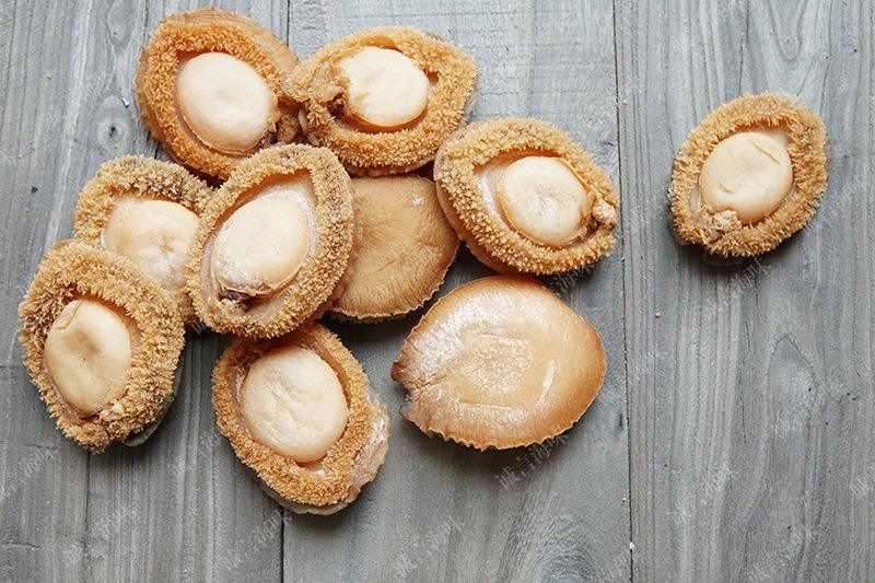 中东鲍鱼和南非鲍鱼哪个贵,大连鲍鱼和南非鲍鱼的区别