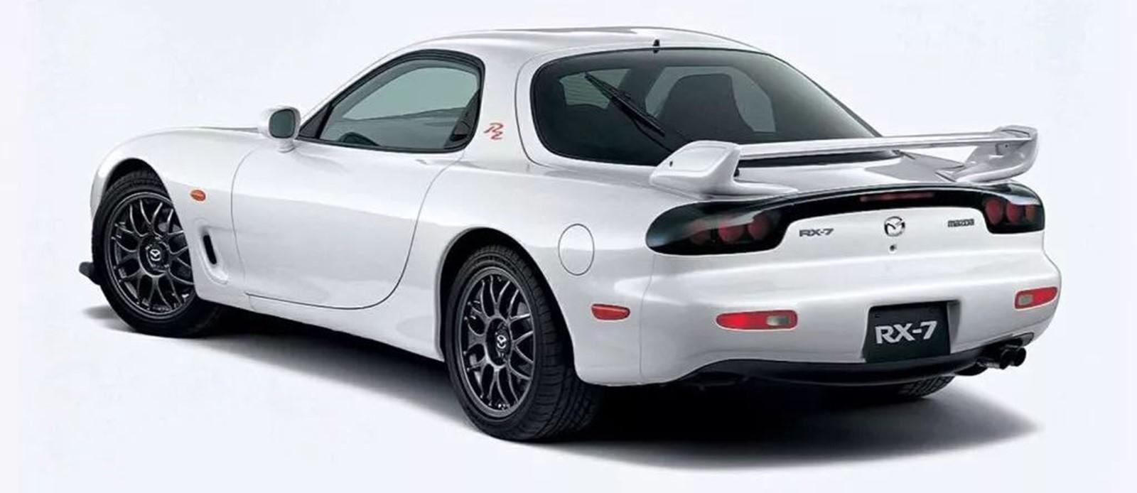 马自达rx7转子发动机到底有多强,汽车工业的巅峰之作马自达rx7爆改