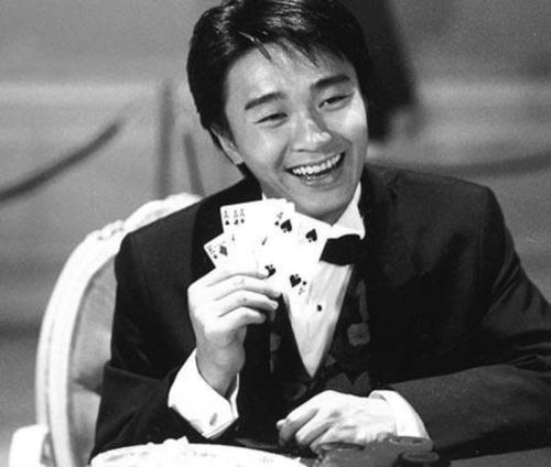 为什么周星驰电影搞笑,周星驰电影女丑演员