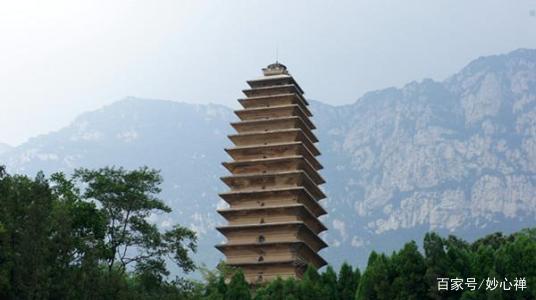 记住了，吹牛的时候用的到：“中国四大”