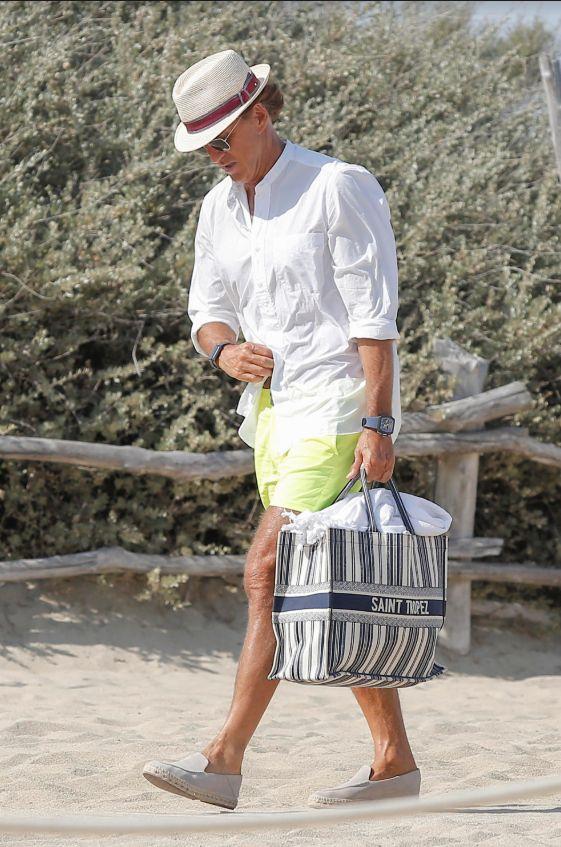 56岁教练才是意大利队最帅男人！穿LP戴百万RM，老男人不油腻典范