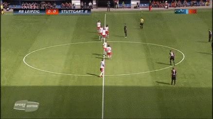 在狼队无法撼动英超格局时，这支球队冲破了德国足球的“规矩”