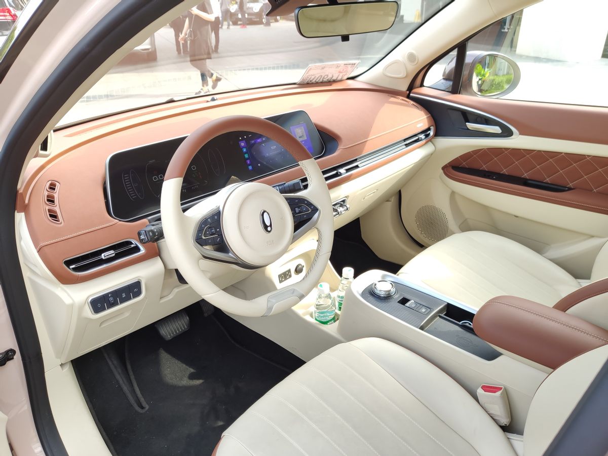 小型电动欧拉好猫家用车,欧拉好猫代步车推荐女生