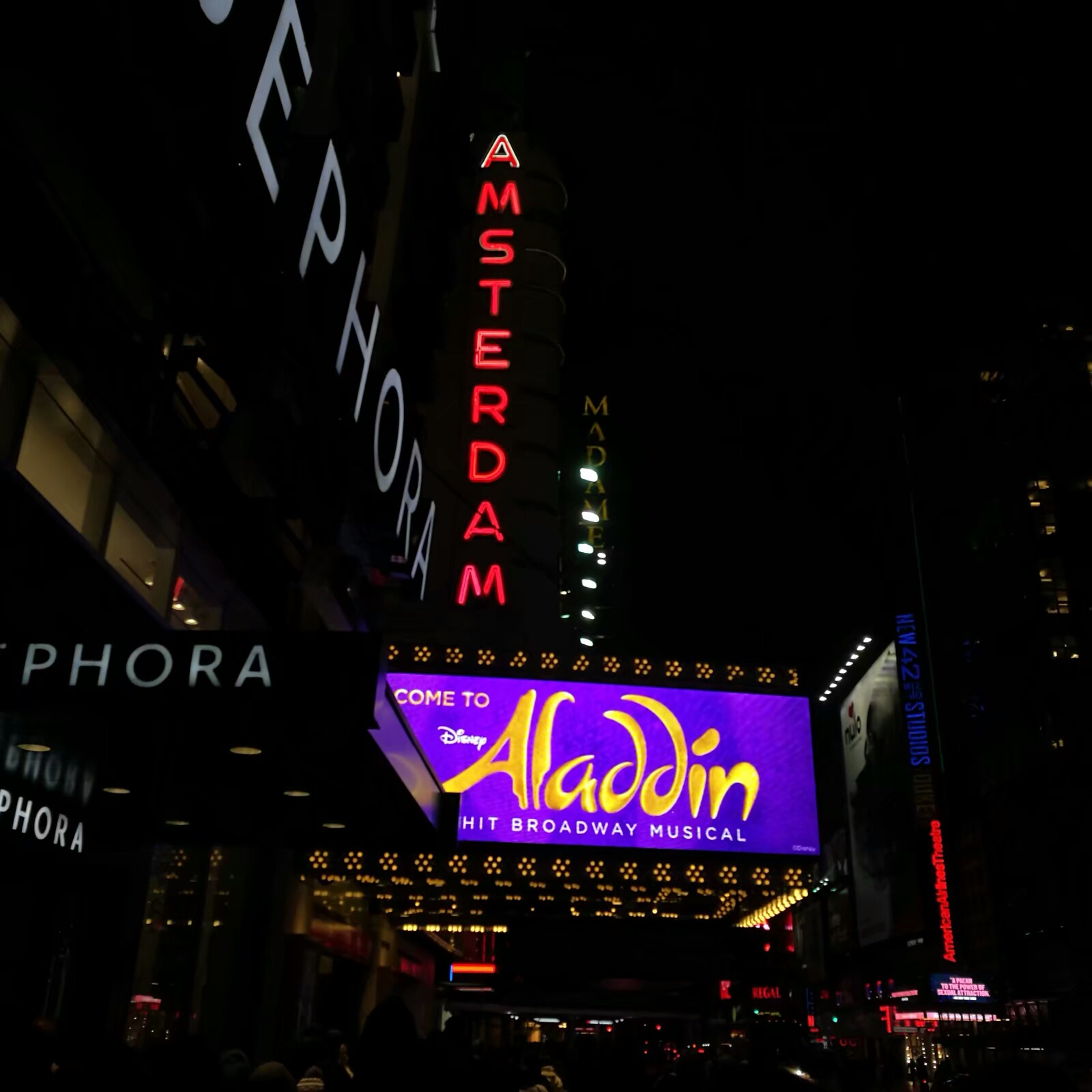 1000万人观看5项托尼奖提名｜忆人生第1次看音乐剧《阿拉丁》