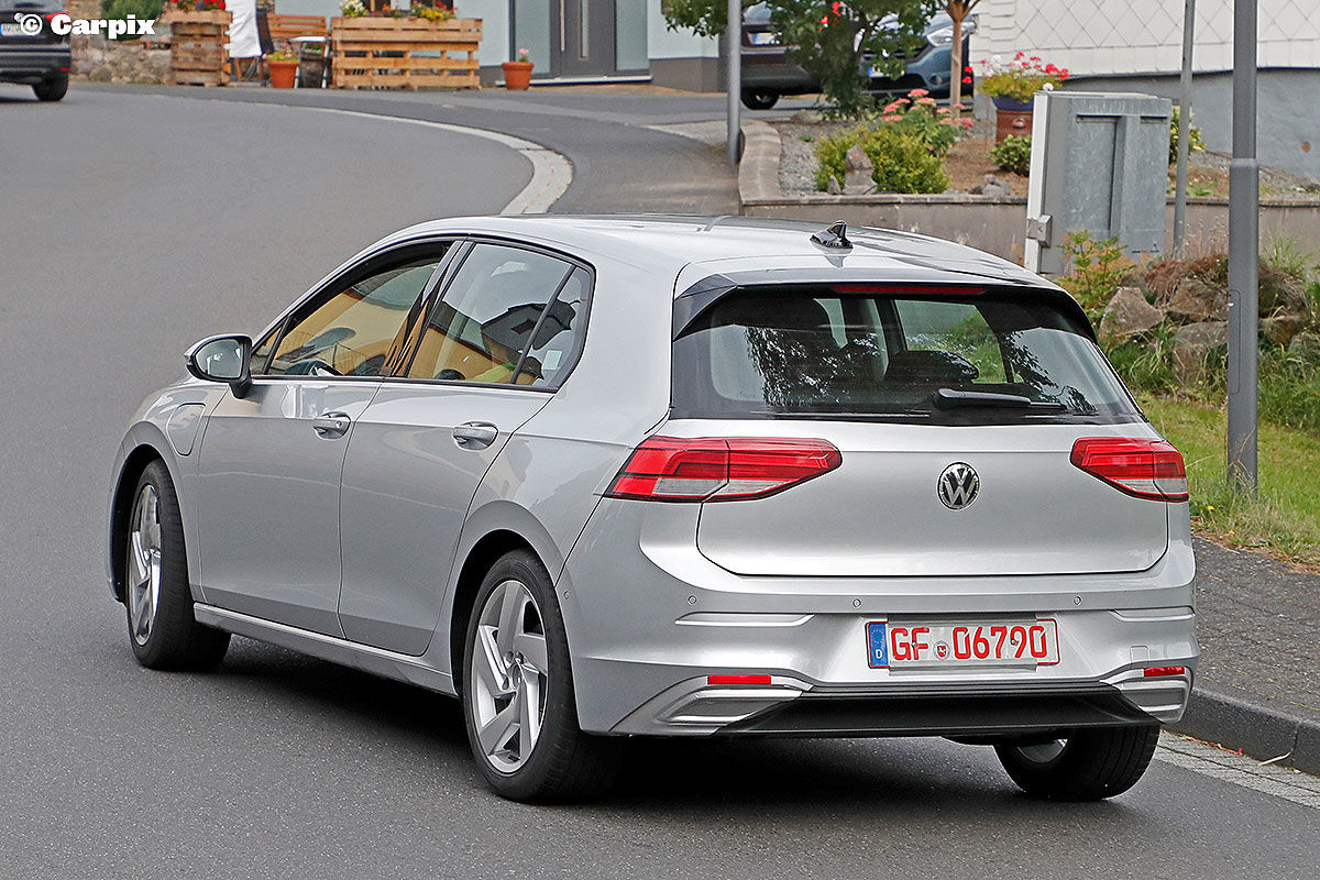 大众id32024款和2023款区别,大众朗逸2024款和2023款区别