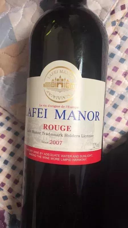 如何辨别真假拉菲,路易拉菲红酒怎么辨别真假