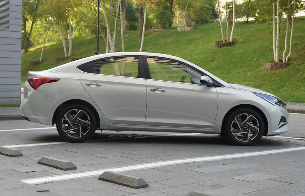 最良心的家轿全系标配4缸油耗5l,买国产车首选这三款质量好油耗低