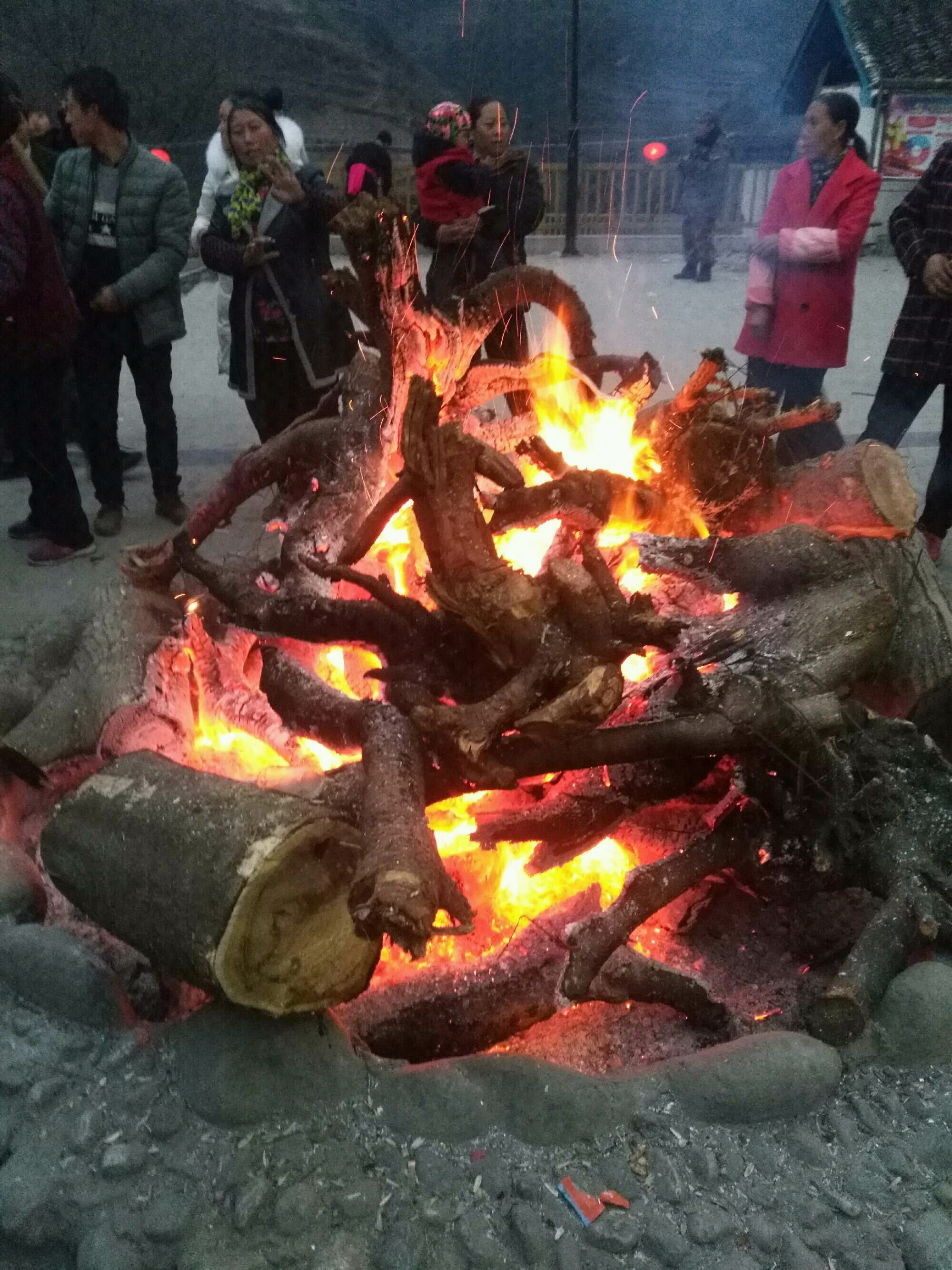 池哥广场舞视频大全,池哥白马藏族表演视频