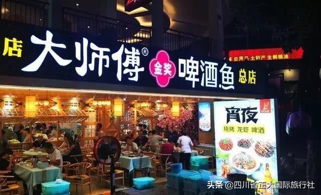 吃货们千万不要错过的昆明美食街,女吃货们打卡长沙网红美食街视频