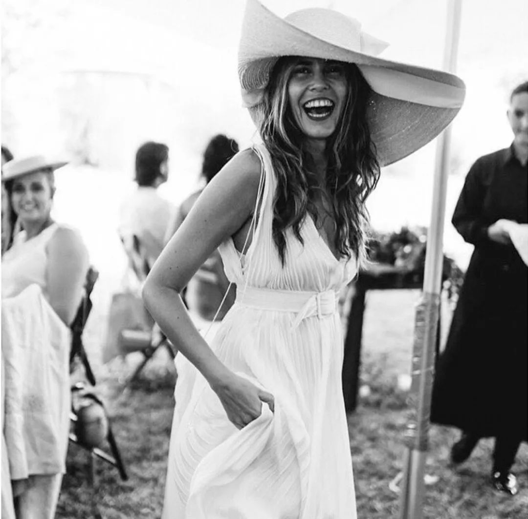 婚纱搭出时髦感｜不到百元的6件单品，手把手教给你