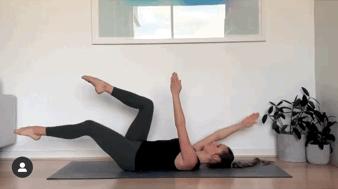 练核心力量最佳动作女生,瑜伽练核心力量最佳动作