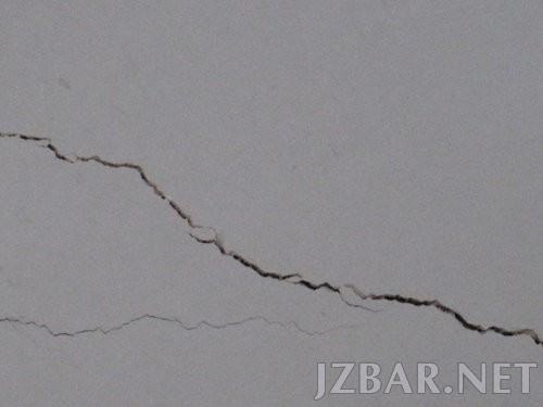 混凝土承台怎么防止裂缝,承台混凝土表面裂缝原因