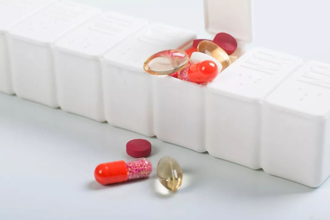 甲硝唑凝胶是药还是保健品,甲硝唑凝胶是属于酸类产品吗