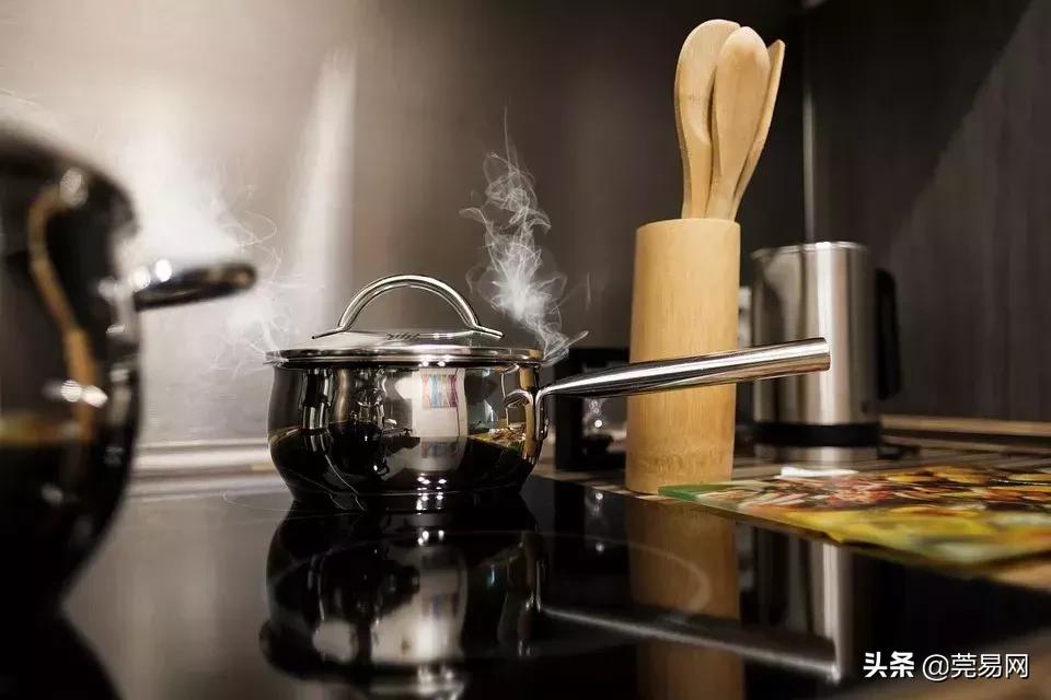 不锈钢不粘锅和涂层不粘锅,铁锅不锈钢锅不粘锅哪个更好