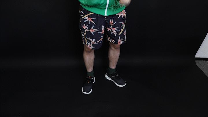 安踏和鸿星尔克跑鞋哪个穿上舒服,安踏跑鞋和鸿星尔克哪个好