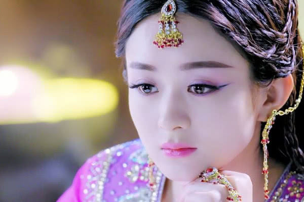 靠自己的努力是人生的一种成长,靠自己的努力才会有精彩的人生