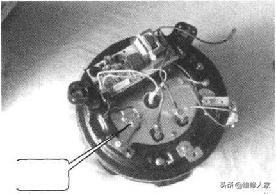 电饭煲结构基础知识,电饭煲保温片内部结构