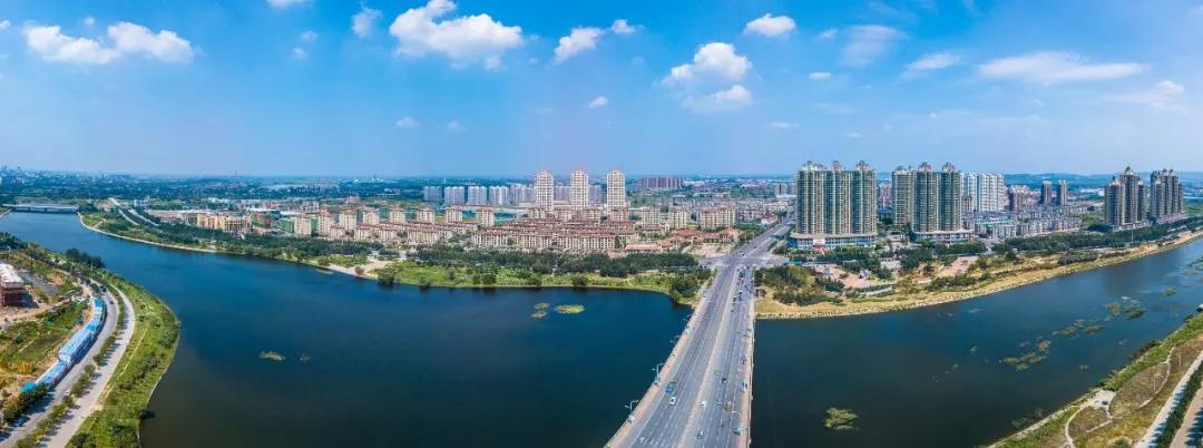 2020鞍山*会两**：奋力开拓创新实干书写历史