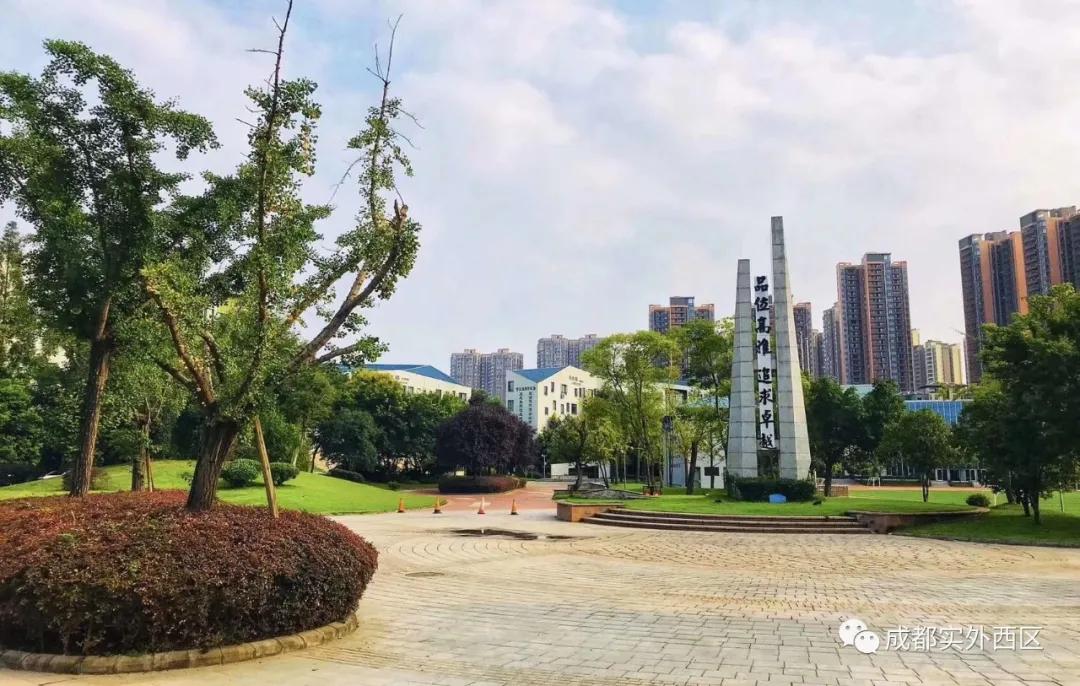 成都市2024民办小学招生人数,成都招收外省学生的初中