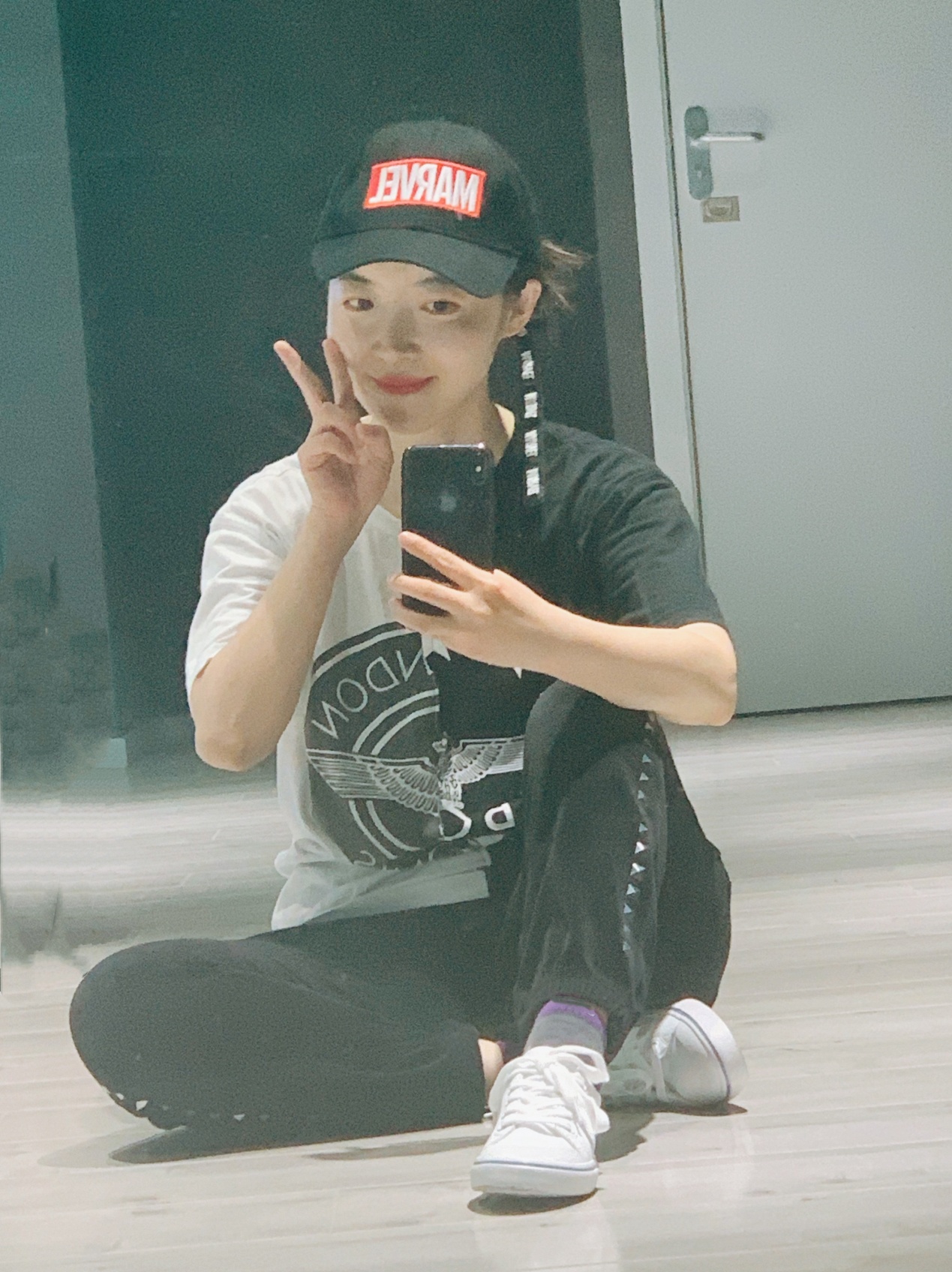 美国常春藤名校毕业，她从新东方老师跨行央视主播，关键颜值超高