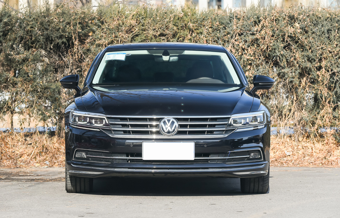 辉腾降价5万是真的吗,大众小辉腾高配