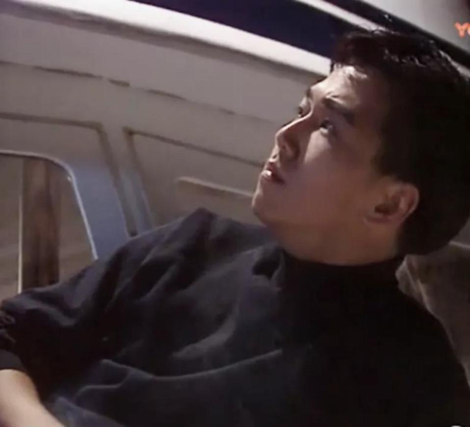 温兆伦年轻的时候帅吗,温兆伦高光时刻