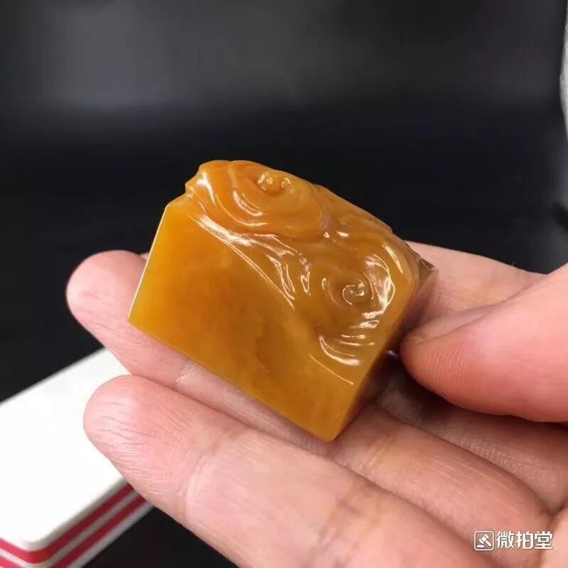 怎么鉴别寿山田黄的品质,寿山田黄价格在线鉴定