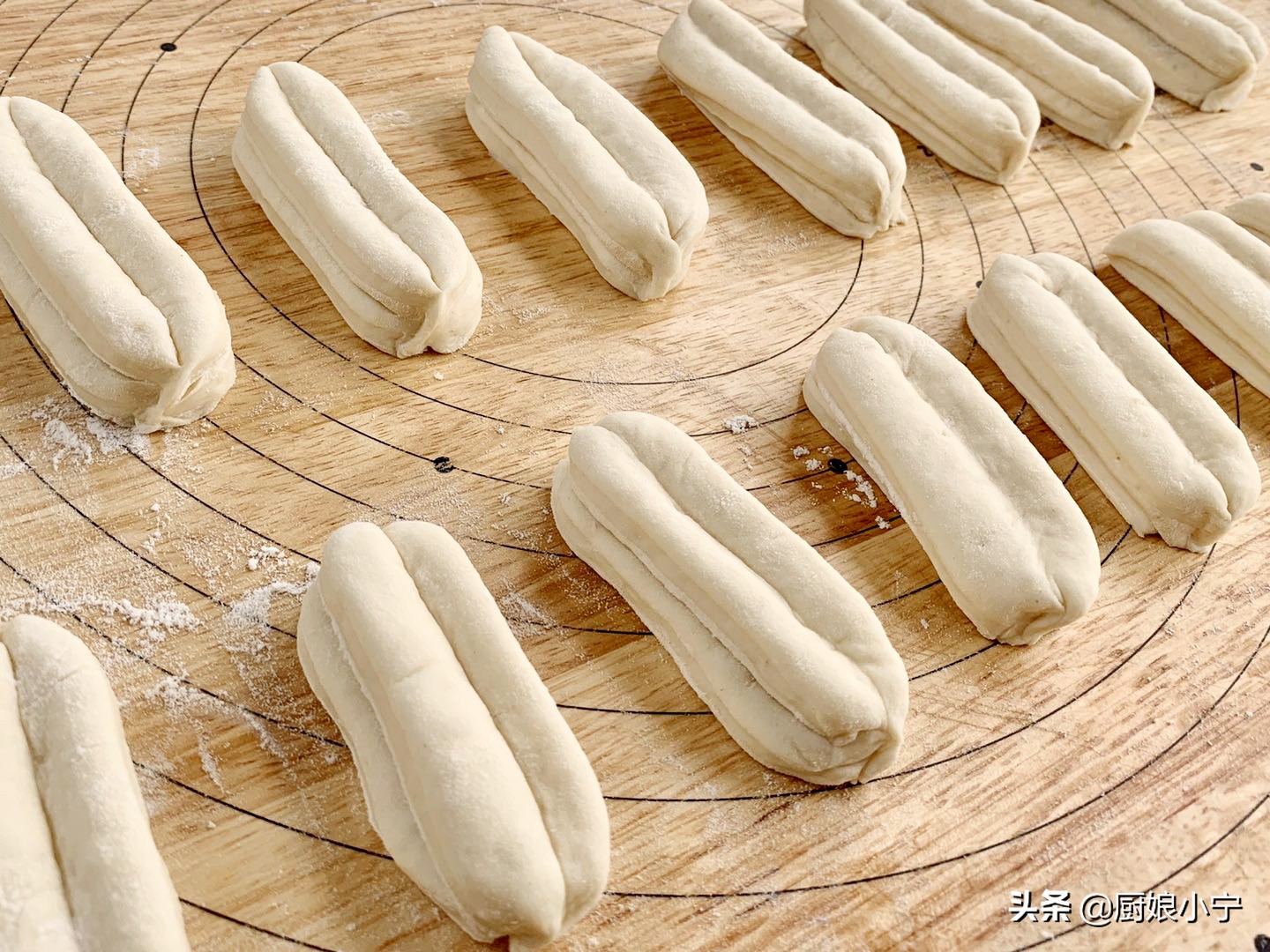 油条正宗做法和配方不加蛋,油条不要小苏打粉家常做法