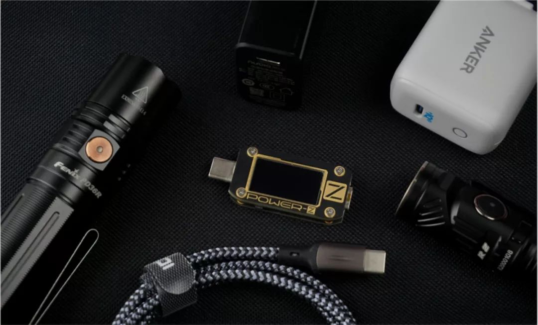 fenix菲尼克斯pd36r强光手电测评,fenixpd36rv2.0战术手电筒