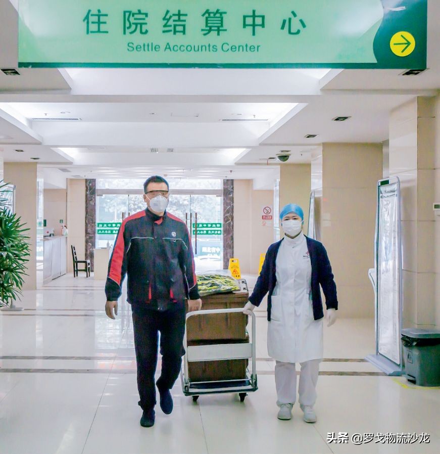 这张快递小哥通行证，将被国家博物馆收藏，背后的故事令人动容