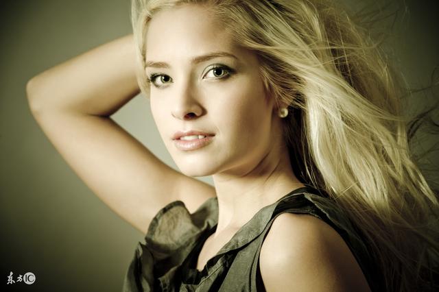 战神救妻子的小说,小说战神为老婆亮出身份