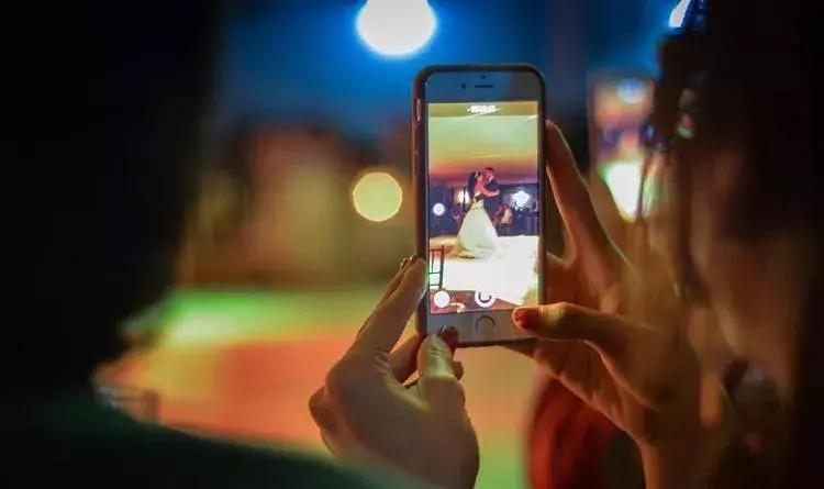 微博大V“刷数据”背后的技术*局骗**：3500买352万阅读