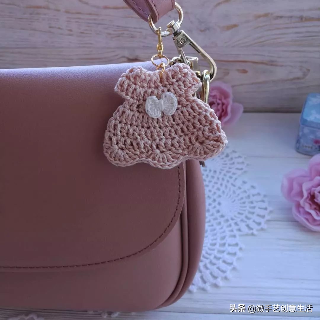 毛线编织小饰品教程五角星,纯手工编织手绳可爱蝴蝶饰品